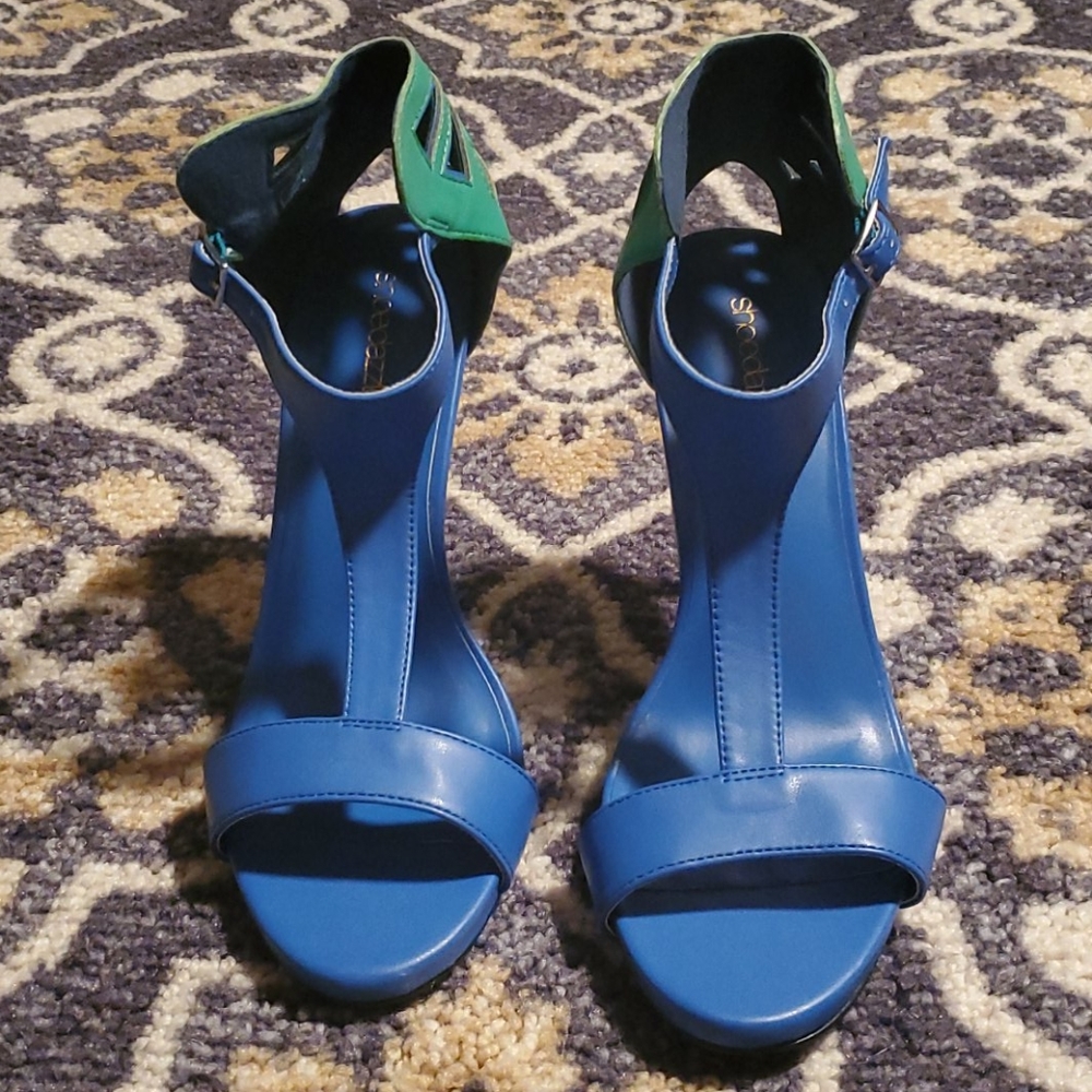 Blue/green heels - Picture 2 of 5